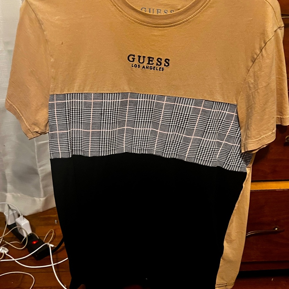 Guess shirt medium